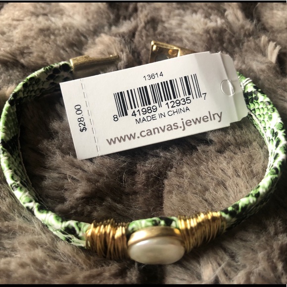 Wire Wrapped Pearl Green Python Bracelet - Picture 9 of 9